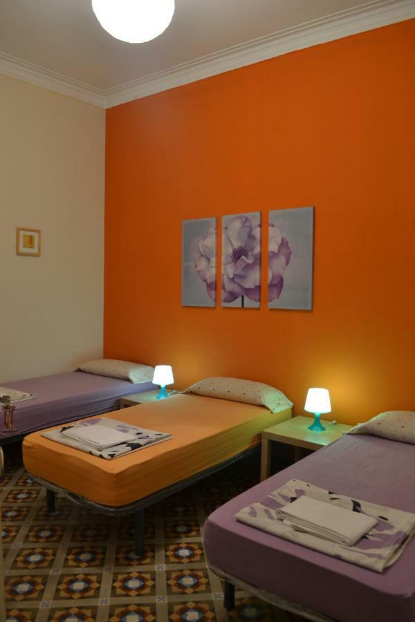 Sleeping Inn บาร์เซโลนา ภายนอก รูปภาพ