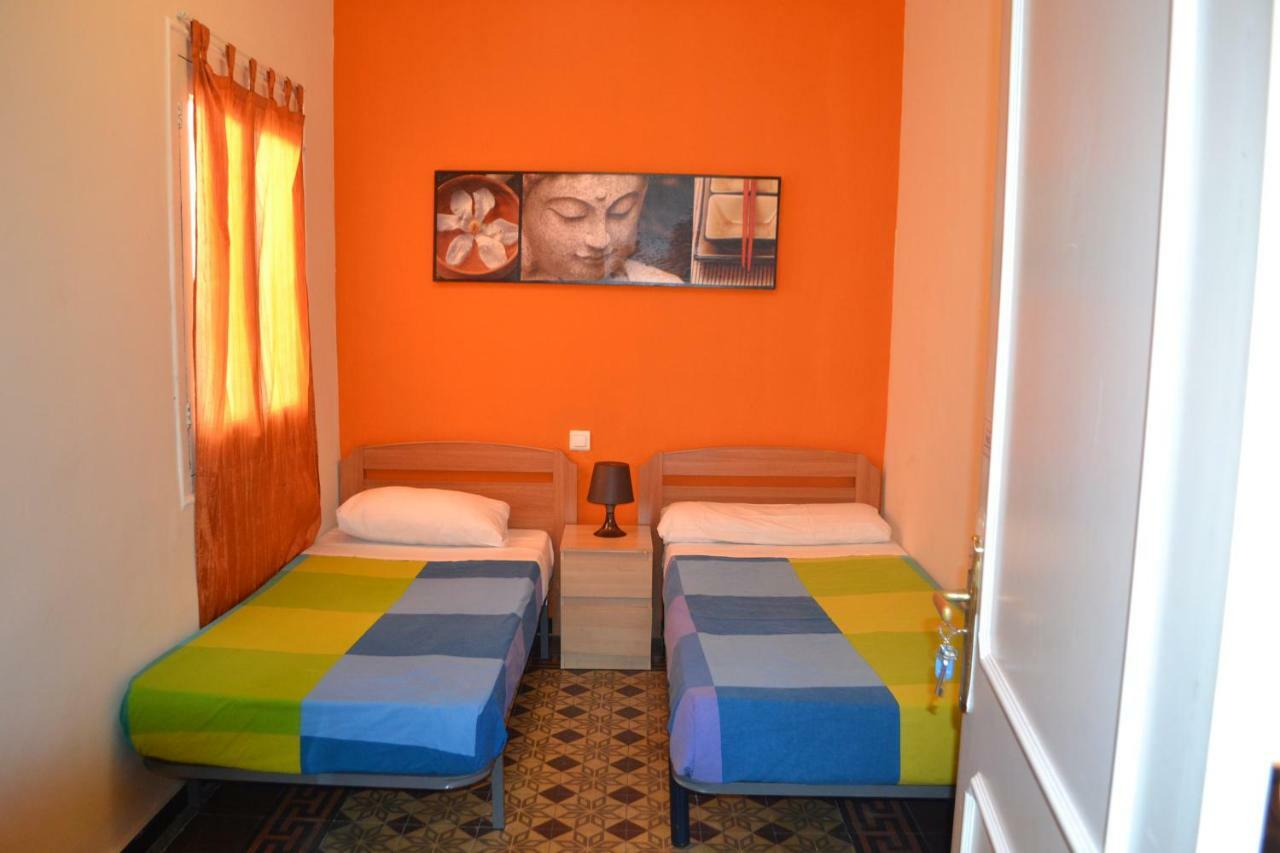 Sleeping Inn บาร์เซโลนา ภายนอก รูปภาพ