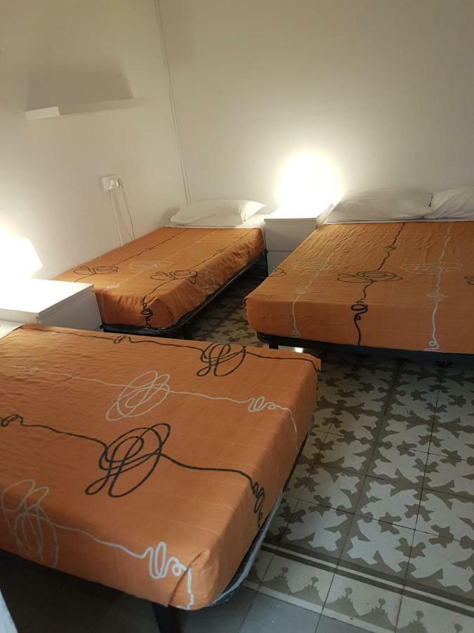 Sleeping Inn บาร์เซโลนา ภายนอก รูปภาพ
