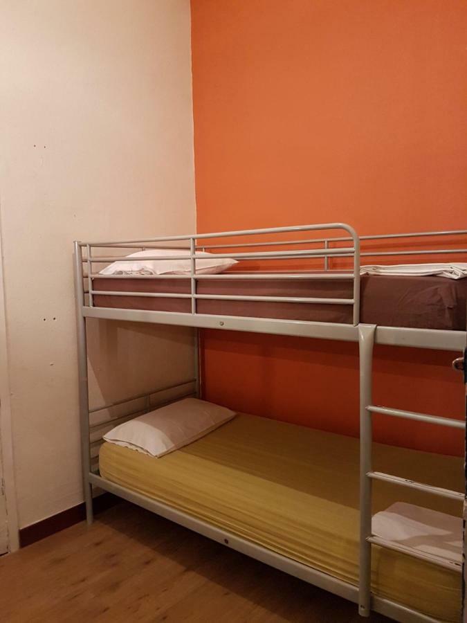 Sleeping Inn บาร์เซโลนา ภายนอก รูปภาพ